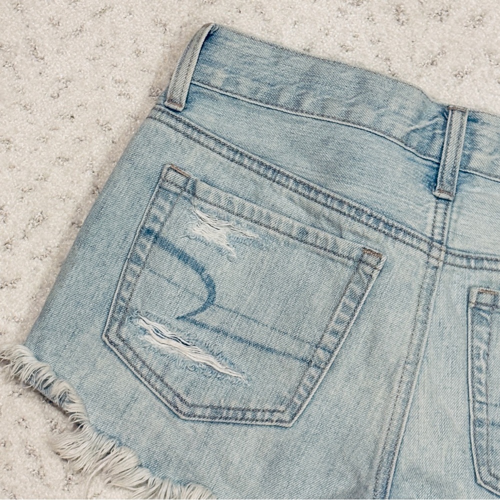 American Eagle Tom Girl Shortie Distressed Denim Shorts Button Fly Womens Size 4 - Picture 9 of 11